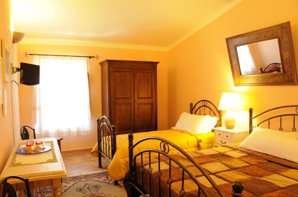 La Casa Di Babbai Hotel Nuchis Room photo