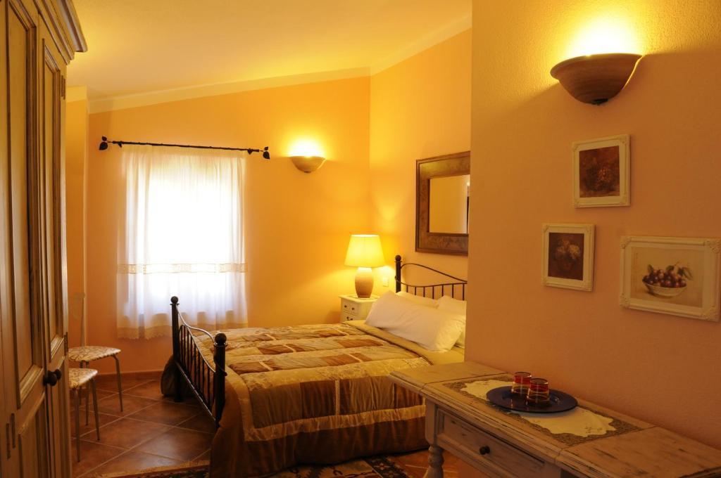 La Casa Di Babbai Hotel Nuchis Room photo