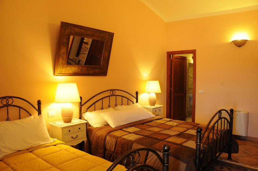 La Casa Di Babbai Hotel Nuchis Room photo